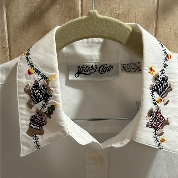 Holiday themed women vintage embroidered shirt combo. Holiday -Vintage - Picture 7 of 16